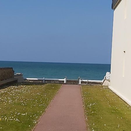 Appartement Les Pieds Dans L'Eau à Bernières-sur-Mer Extérieur photo