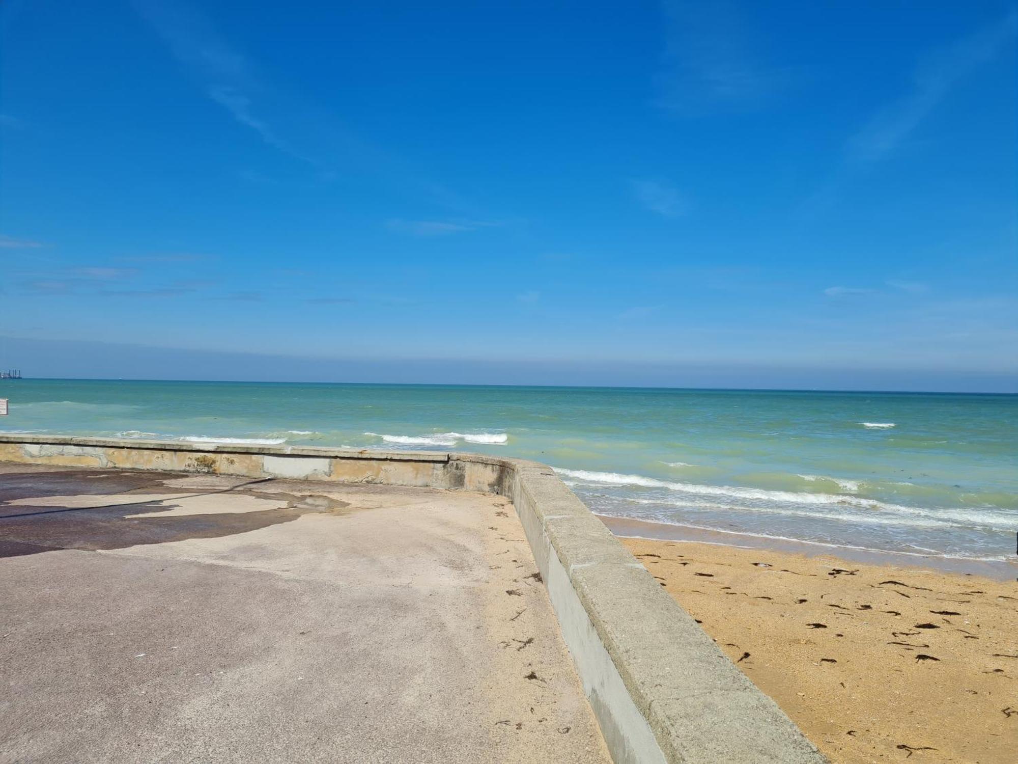 Appartement Les Pieds Dans L'Eau à Bernières-sur-Mer Extérieur photo